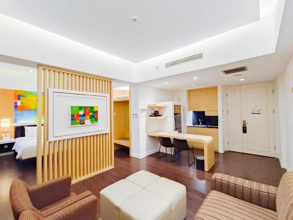Brits Hotel Karawang Zewnętrze zdjęcie
