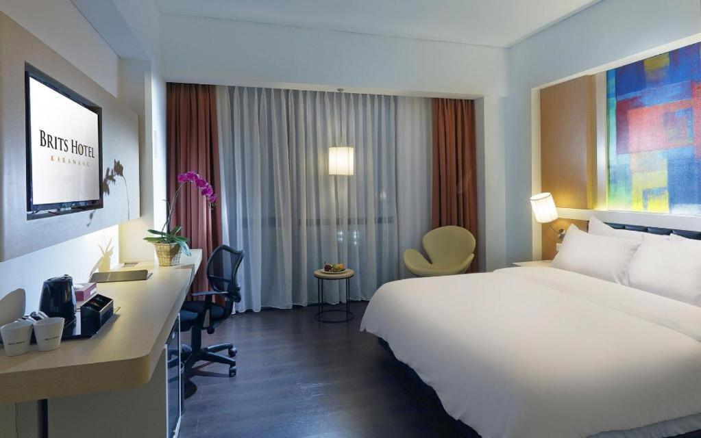 Brits Hotel Karawang Zewnętrze zdjęcie