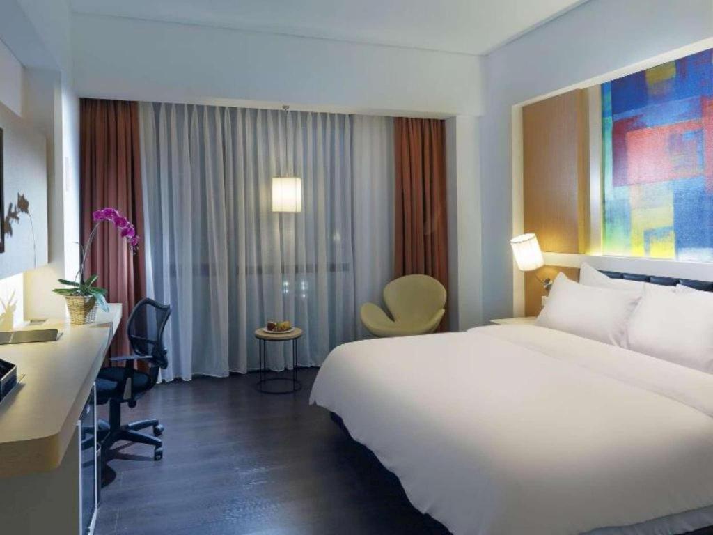 Brits Hotel Karawang Zewnętrze zdjęcie